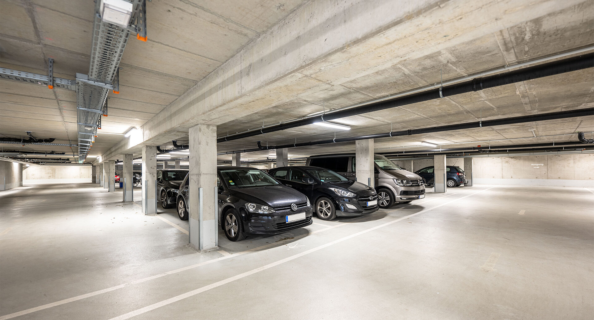 Immobilien Brand_Lindenstraße_Tiefgaragenbild-retusche